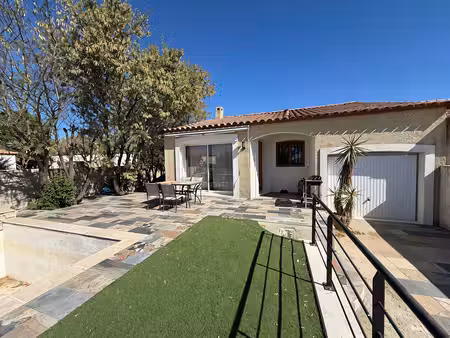à salles d'aude  maison plain-pied de type 4
