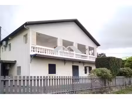 maison 237 m² à saint-denis vue exceptionnelle