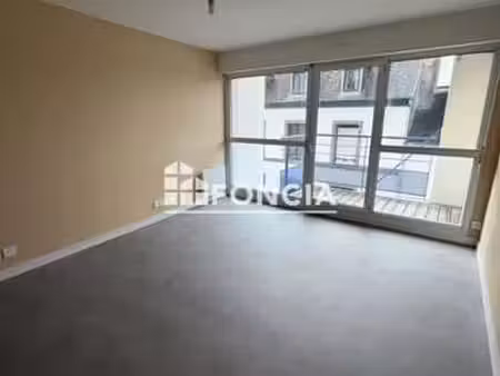 location appartement 3 pièces à landerneau (29800) : à louer 3 pièces / 45m² landerneau