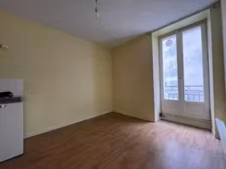 location appartement t1 à nantes centre ville (44000) : à louer t1 / 15m² nantes centre vi