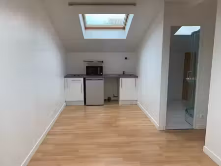 location appartement 1 pièce 23 m² à nantes (44200)