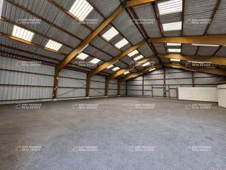 location local d’activités saint-jacques-de-la-lande 35136 490m²