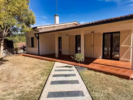 vente maison 7 pièces 173 m² auch (32000)