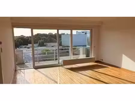 appartement à louer à berchem pour € 1.450 avec 3 chambres à coucher
