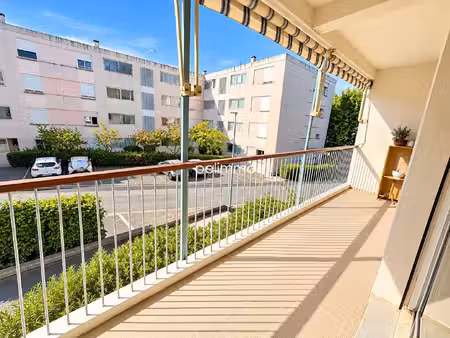 appartement salon de provence 3 pièce(s) 79.56 m2 + parking