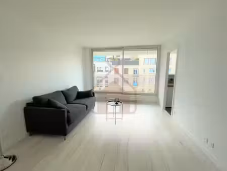 vendu - studio 26 84 m² - avenue du marechal juin - boulogne bi