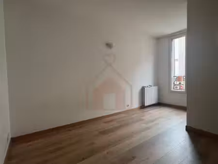 vendu - studio 23.4 m² - rue mirabeau - ivry sur seine