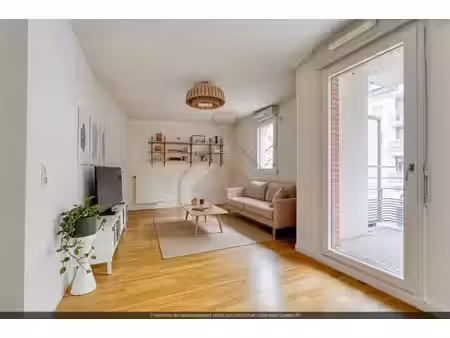 vendu - studio 29 m² - avenue du boulodrome - le kremlin bicetr