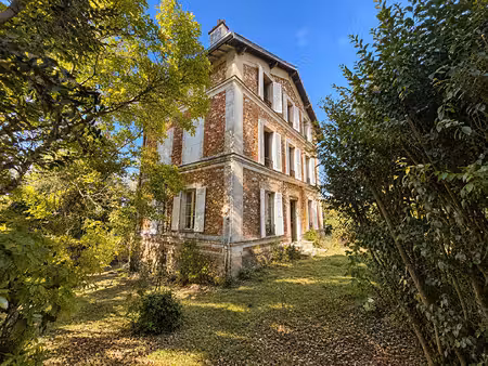 maison sèvres 7 pièces - 5 chambres - 165 m2 (295 m² au sol)