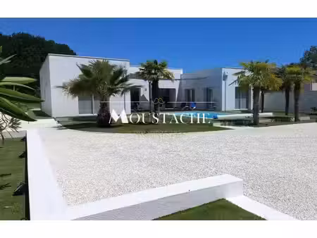 superbe contemporaine haut de gamme - avec piscine & environ