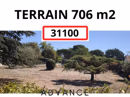 terrain plat 706 m² – toulouse (31100) – réseaux en bordur