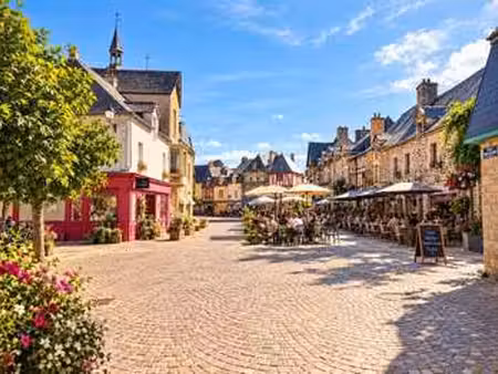 vente bureaux et commerces à malestroit (56140) : à vendre / 65m² malestroit