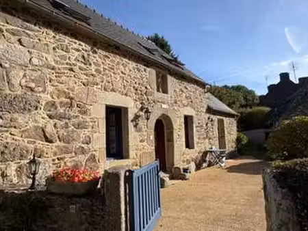 vente maison à callac (22160) : à vendre / 142m² callac