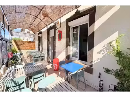 friterie avec appartement de fonction et cour - une belle opportunité à saisir !