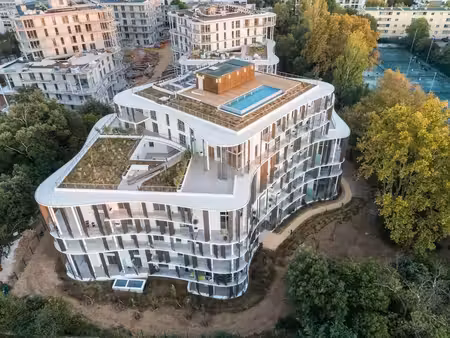 duplex en t3 de 74m2 + terrasses + parking