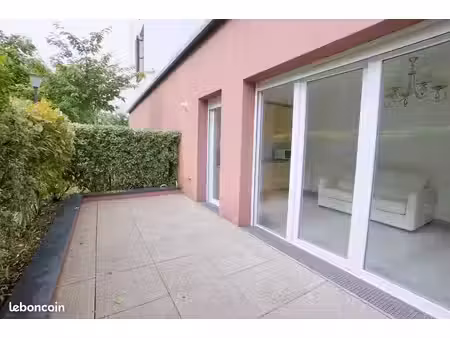 studio 1 pièce 23 m²