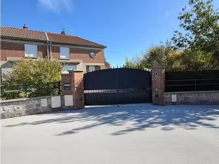 maison 6 pièces 109 m²