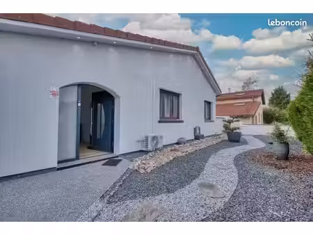 maison 7 pièces 225 m²