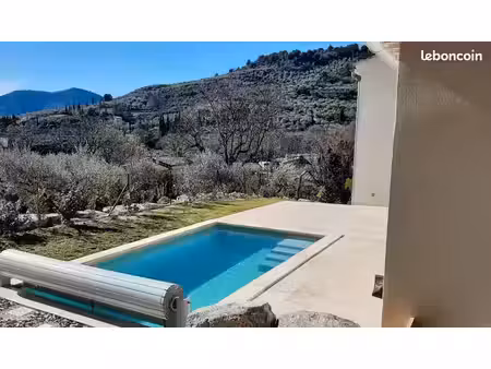 superbe villa de 2024