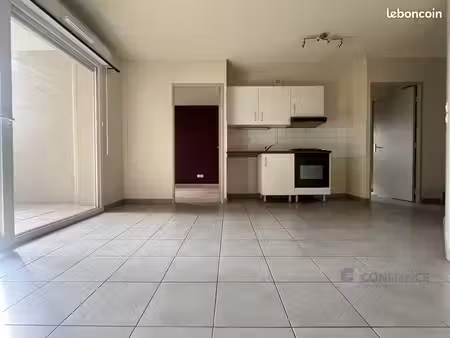 appartement 3 pièces 50 m²