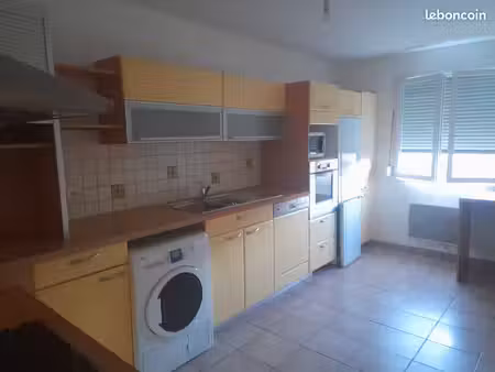 t4 villeurbanne république 86m2