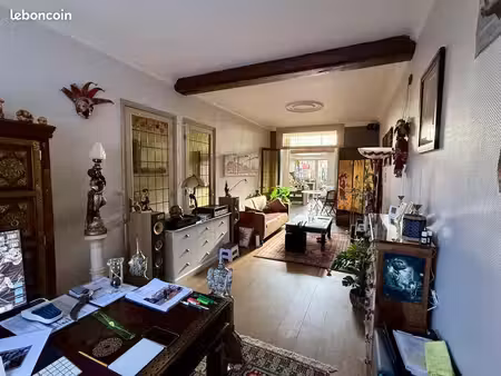 maison 7 pièces 104 m²