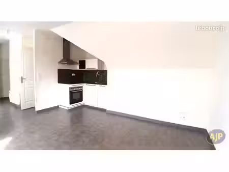 appartement 3 pièces 56 m²