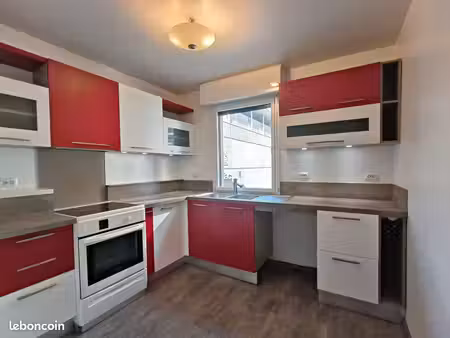 appartement 4 pièces 94 m²
