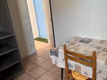 loue studio meublé