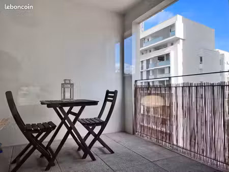 location appartement t2 meublé neuf tout confort quartier joliette euroméditerranée 44m2
