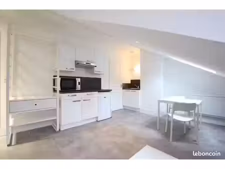 appartement 1 pièce 16 m²