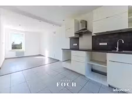 appartement 3 pièces 46 m²
