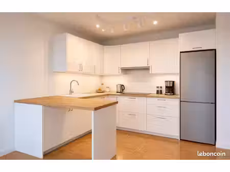 saint cyprien - loue appartement t3 meublé et climatisé