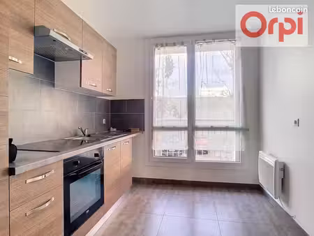 appartement 3 pièces 60 m²
