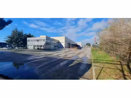 a vendre batiment industriel zi vitrolles