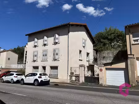 maison à potentiel  avec extérieur et garage au puy en velay