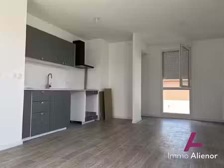 appartement t3 de 60 m² à belin-beliet