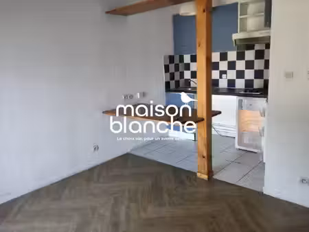 chu pellegrin - appartement studio avec parking