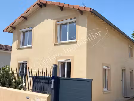 genas appartement t2 meublé 52m² avec garage