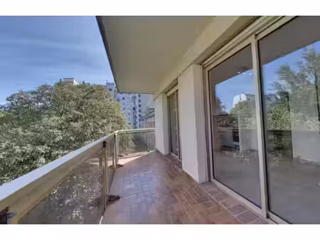 studio avec terrasse