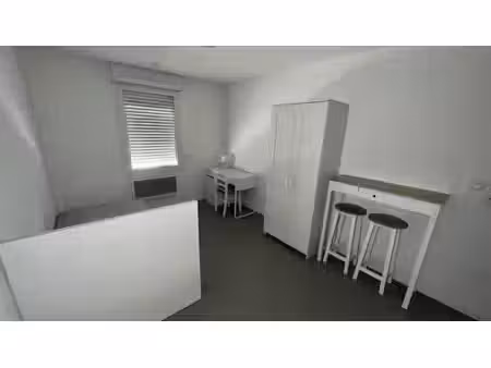 studio meublé 19.70m² a louer grenoble