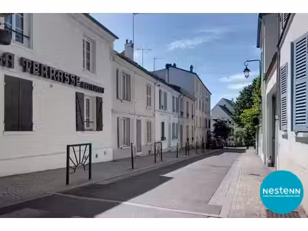 studio rueil-malmaison plein coeur de ville - a 150m de l'ancien