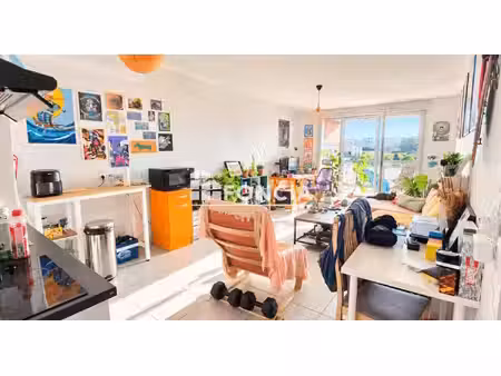 cartoucherie - appartement t3 - terrasse - residence recente - parking sous-sol