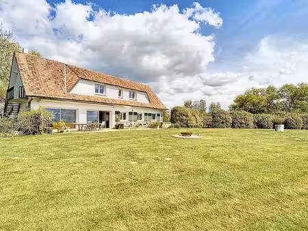 propriété de 266 m² entre mer et campagne.