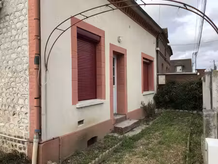 a louer à louviers maison ancienne avec 2 chambres