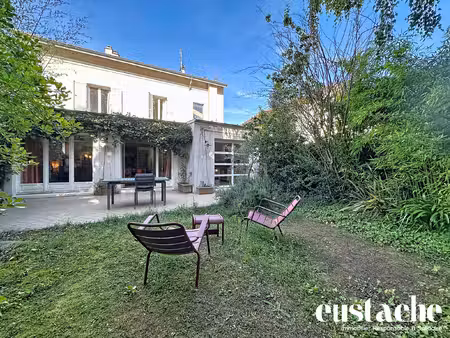maison de caractère 216 m² avec jardin et charme de l'ancien!