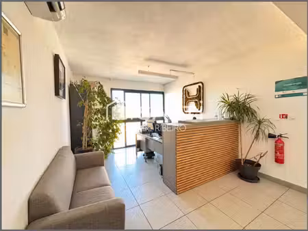 perpignan avenue kennedy  beau bureaux
