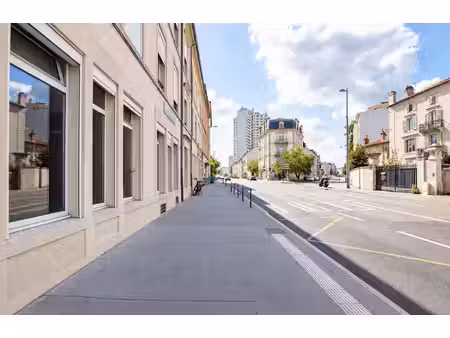 local commercial