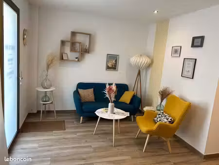 maison de village de plain-pied a st etienne du grès-alpilles à réaménager en habitation
