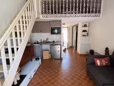maison t2 en duplex - jardin et véranda
